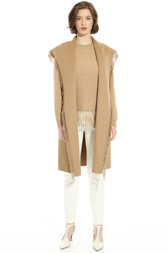 Fringed drap vest Intrend Fringed drap vest Intrend