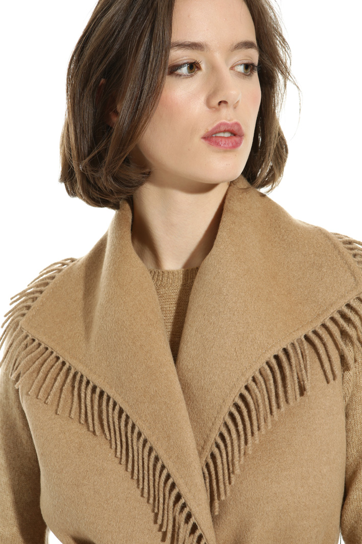 Fringed drap vest Intrend Fringed drap vest Intrend