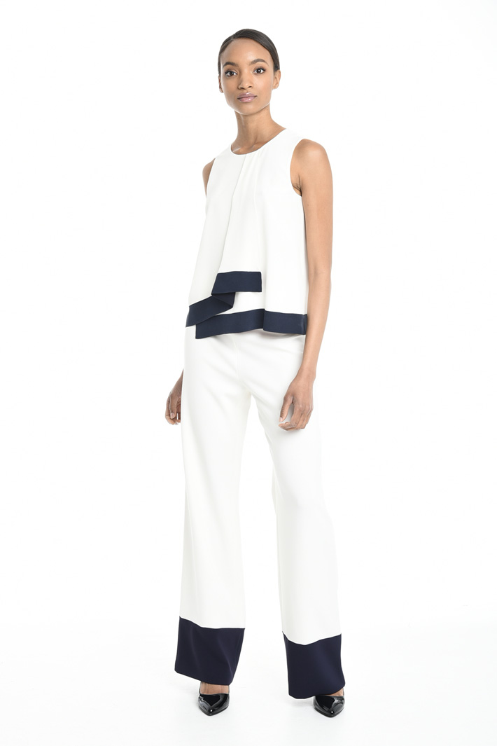 Top con drappeggio centrale Intrend Top con drappeggio centrale Intrend