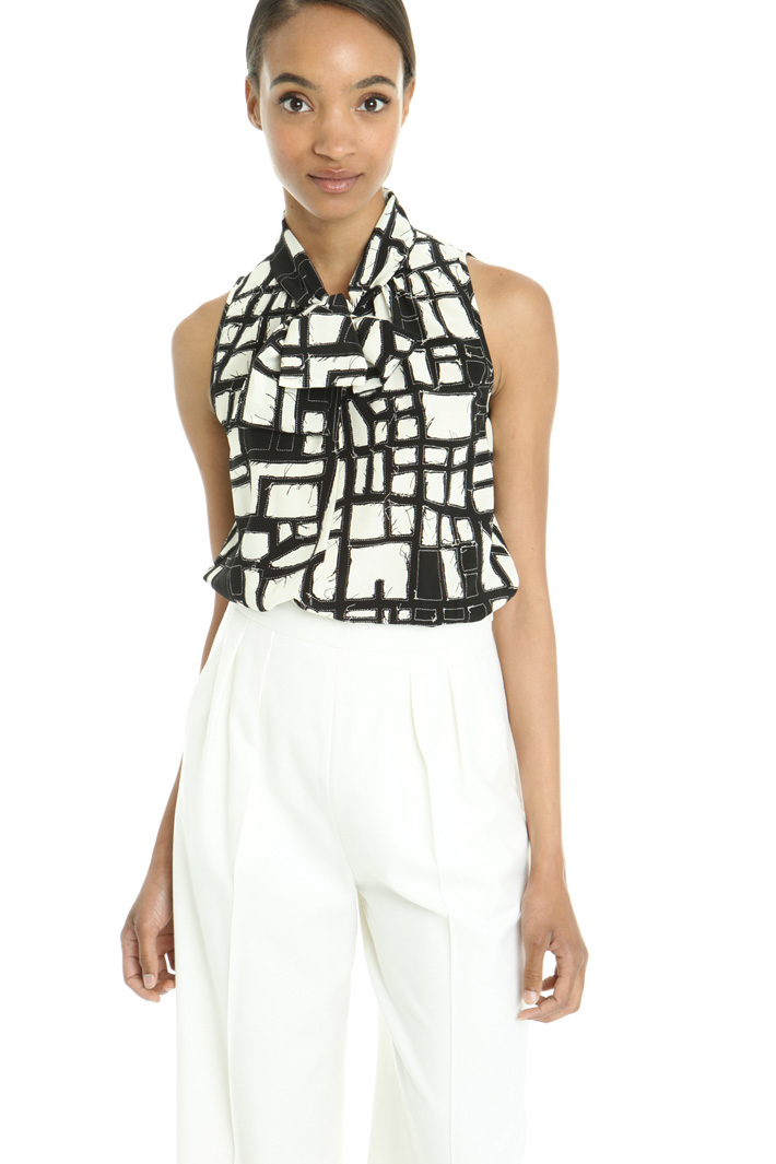 Top con collo a sciarpa Intrend Top con collo a sciarpa Intrend