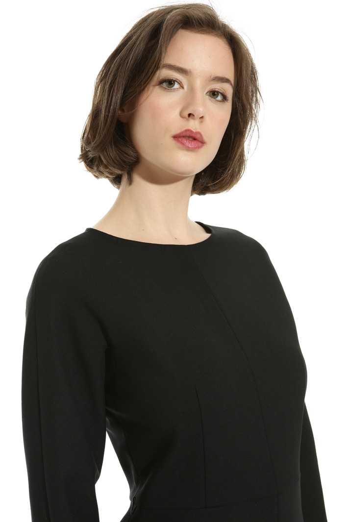Wool crepe sheath dress Intrend Wool crepe sheath dress Intrend
