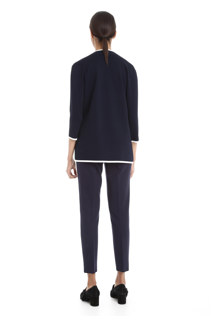 Cardigan in viscosa crepe Intrend Cardigan in viscosa crepe Intrend