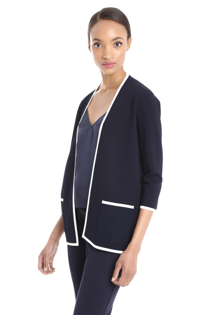 Cardigan in viscosa crepe Intrend Cardigan in viscosa crepe Intrend