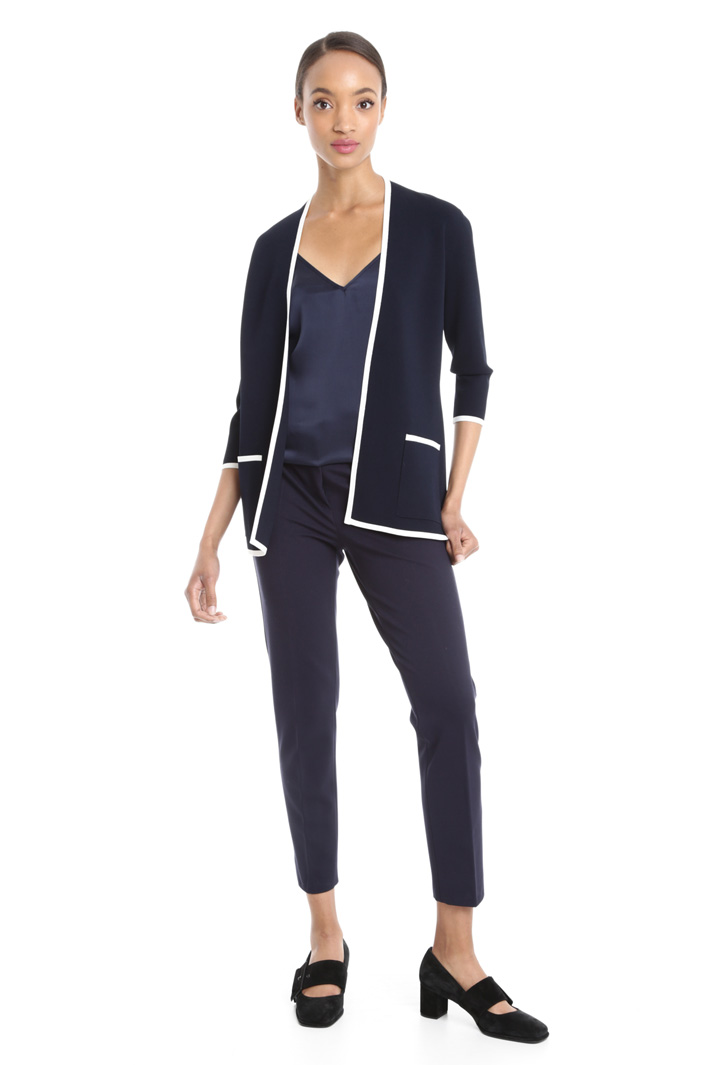 Cardigan in viscosa crepe Intrend Cardigan in viscosa crepe Intrend