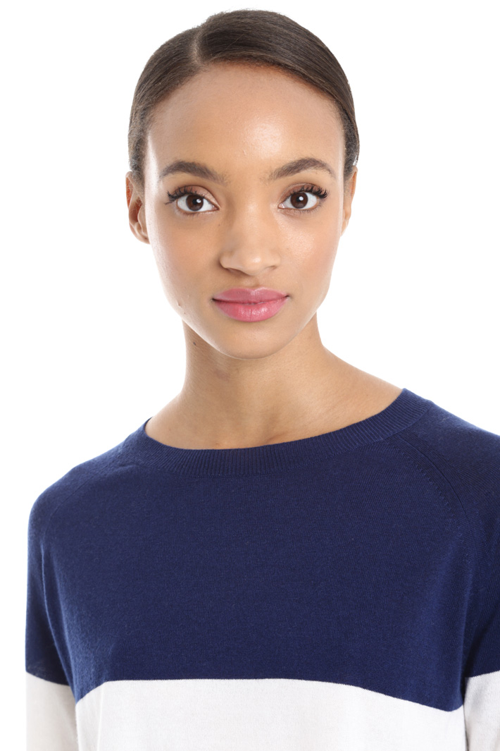 Maglia in seta misto cashmere Intrend Maglia in seta misto cashmere Intrend