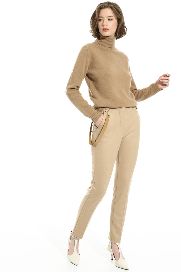 Wool blend turtleneck sweater Intrend Wool blend turtleneck sweater Intrend