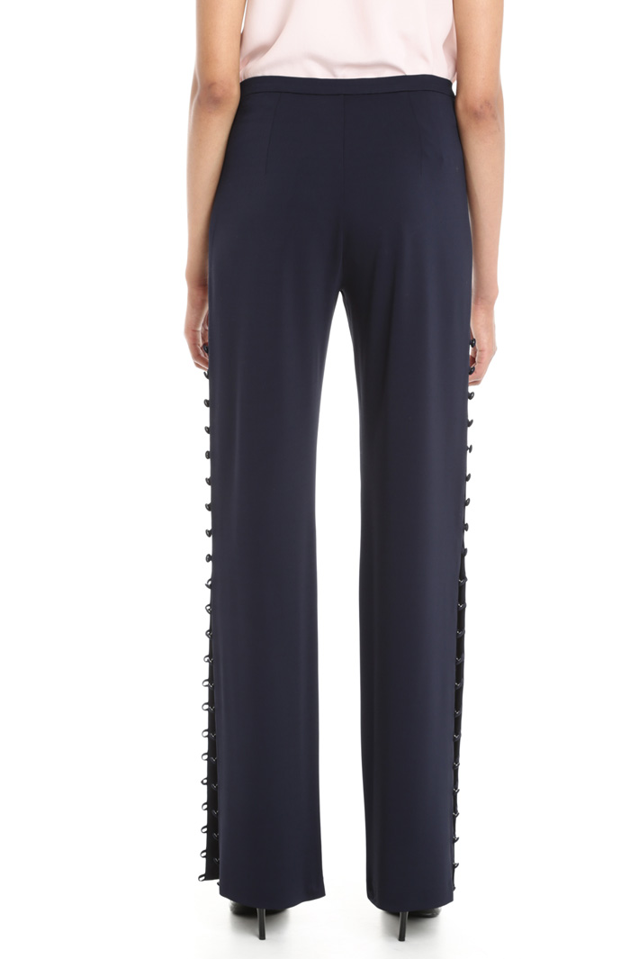 Pantaloni con bottoni laterali Intrend Pantaloni con bottoni laterali Intrend