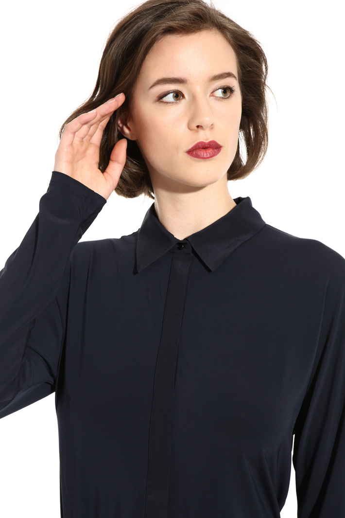 Shirt with silk detailing Intrend Shirt with silk detailing Intrend