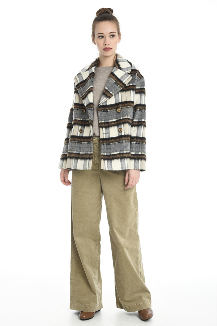 Cappotto corto in spazzolino Intrend Cappotto corto in spazzolino Intrend