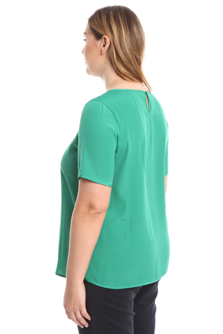 Blusa in crepe de chine Intrend Blusa in crepe de chine Intrend