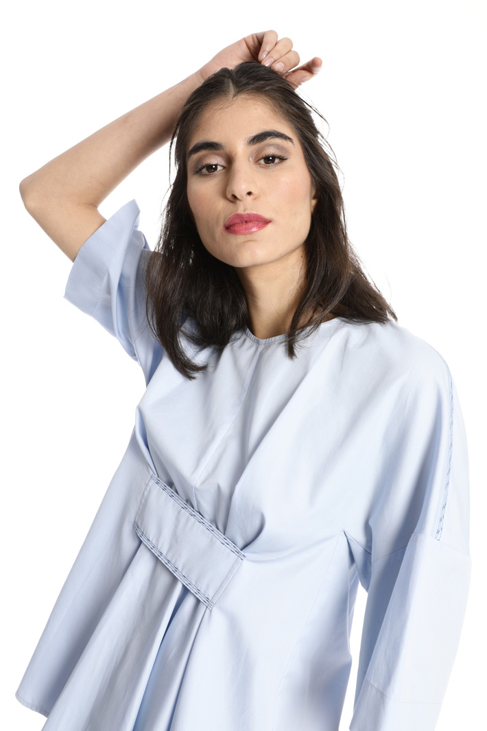 Flared pleated blouse Intrend Flared pleated blouse Intrend
