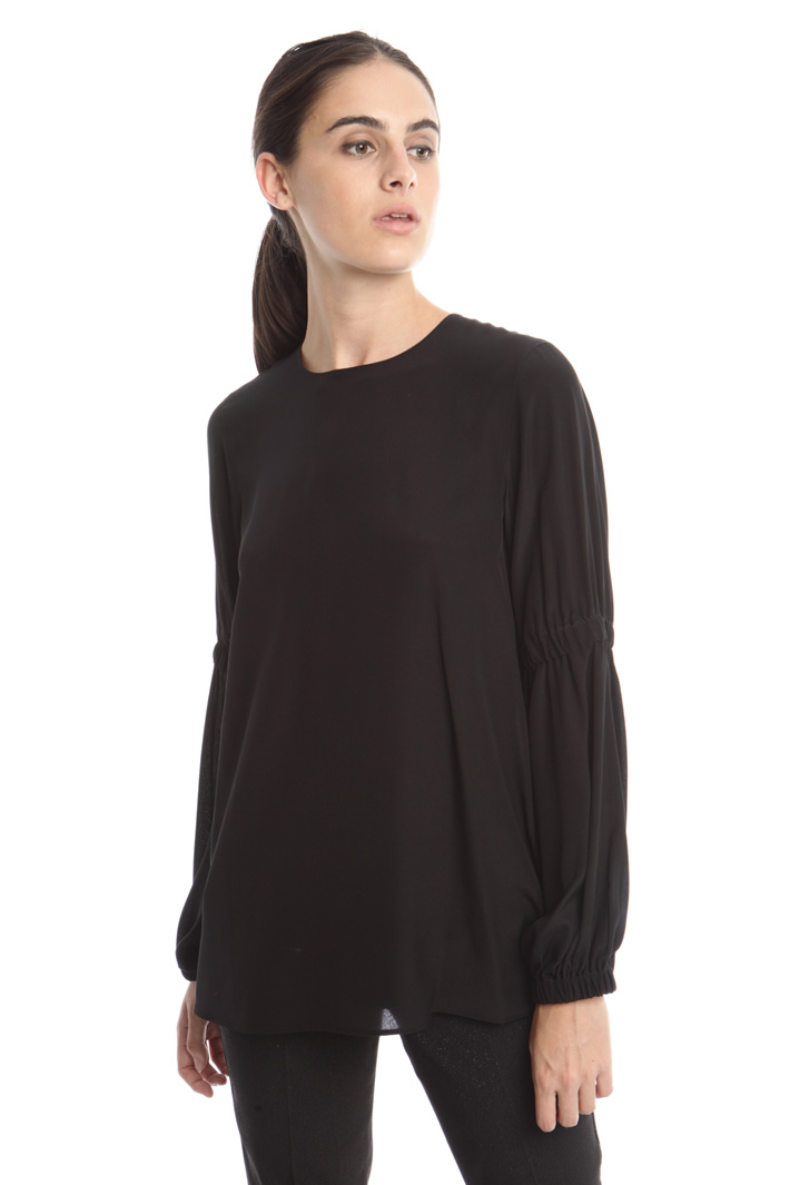 Blusa in crepe de chine Intrend Blusa in crepe de chine Intrend