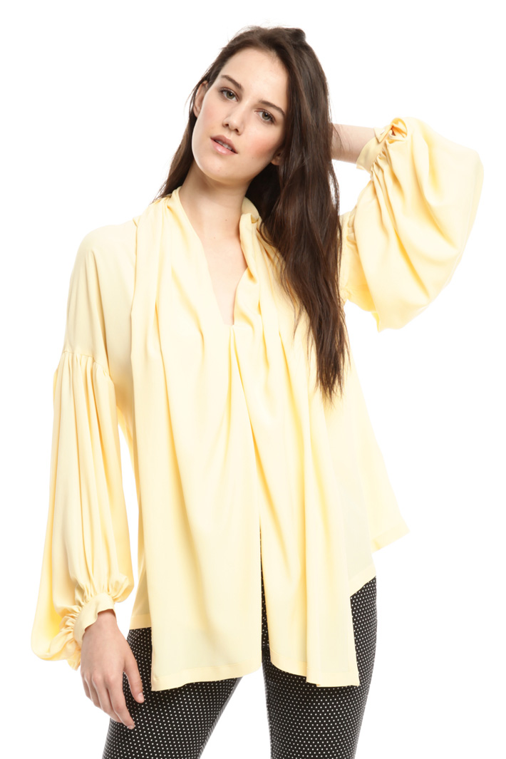 Blusa over in crepe di seta Intrend Blusa over in crepe di seta Intrend
