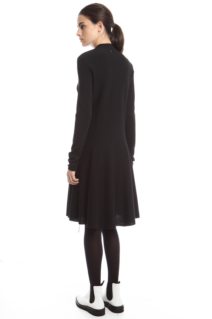 Abito in maglia con lacci Intrend Abito in maglia con lacci Intrend