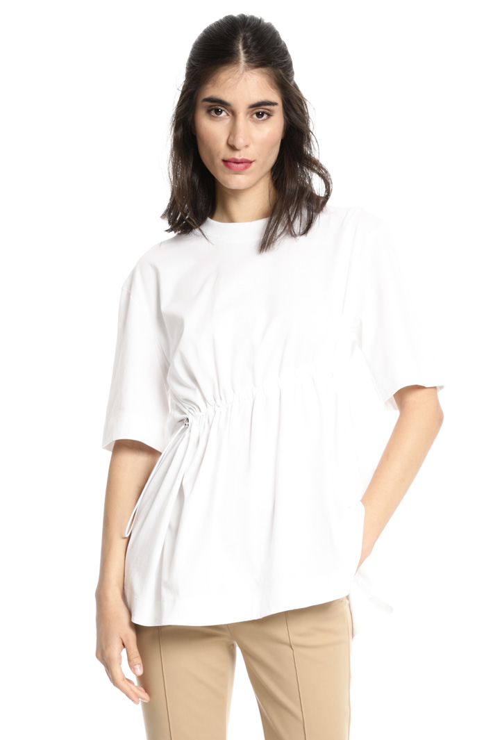 Oversized drawstring T-shirt
Intrend Oversized drawstring T-shirt
Intrend