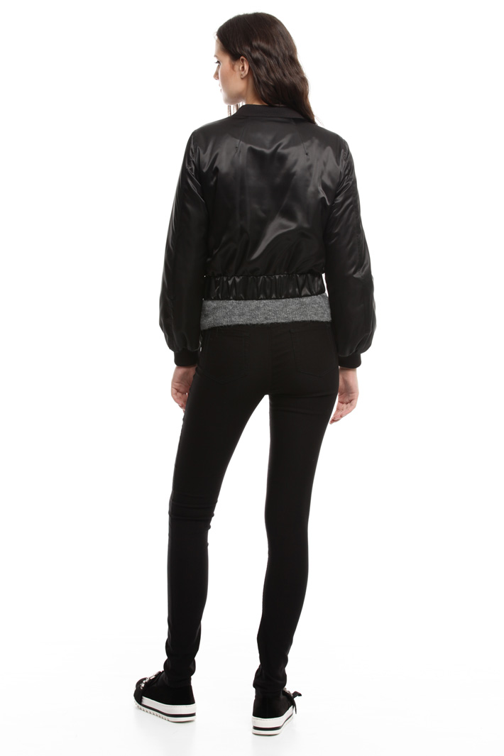 Bomber imbottito in raso Intrend Bomber imbottito in raso Intrend