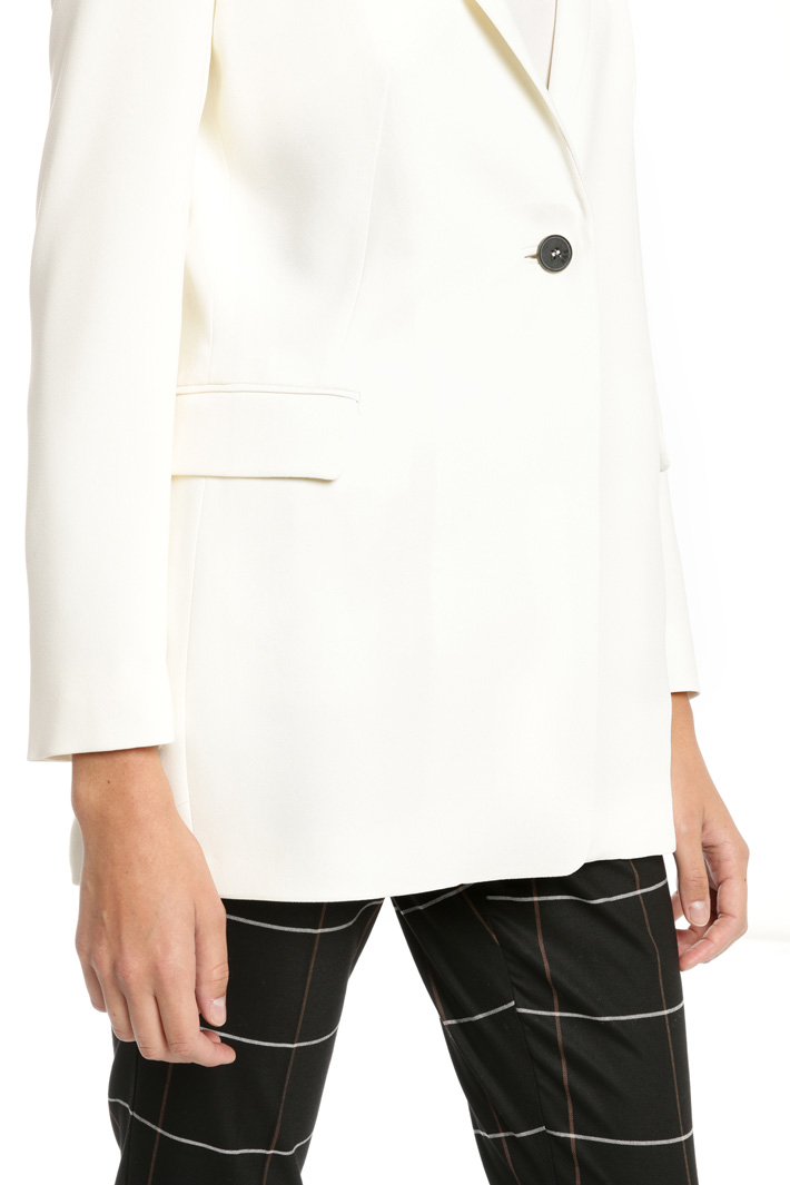 Blazer in crepe enver satin Intrend Blazer in crepe enver satin Intrend