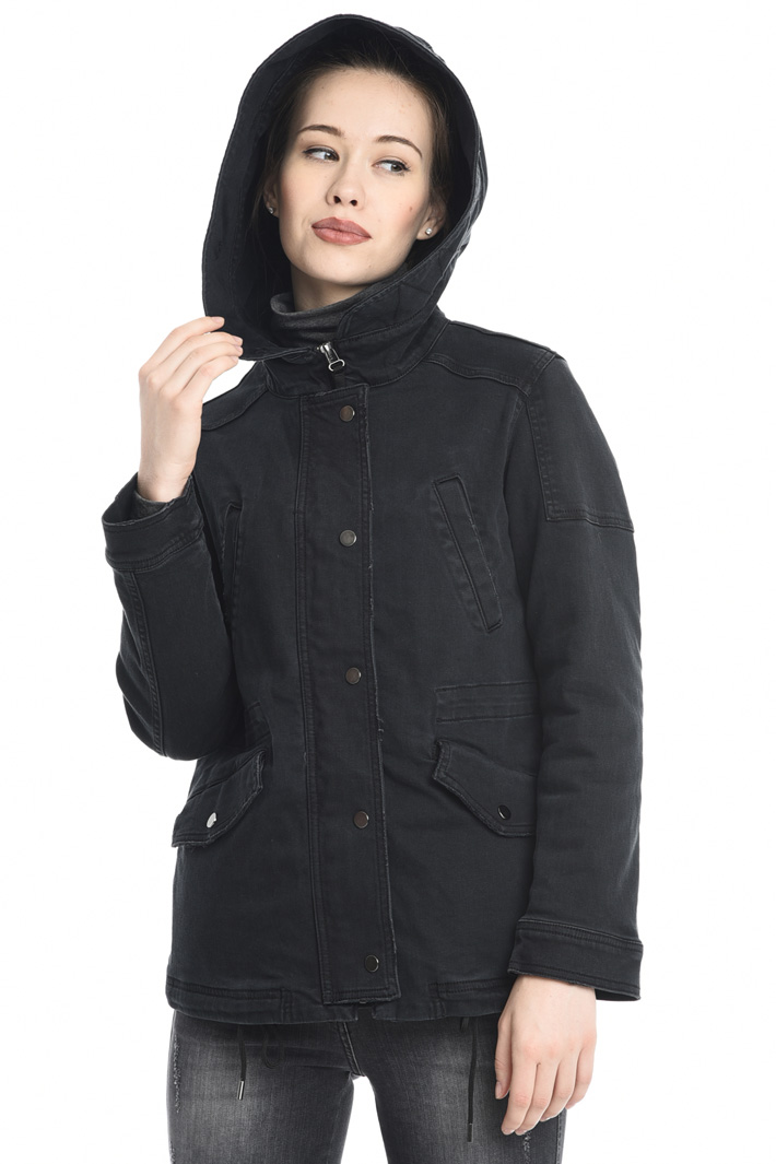Giacca in denim con cappuccio Intrend Giacca in denim con cappuccio Intrend