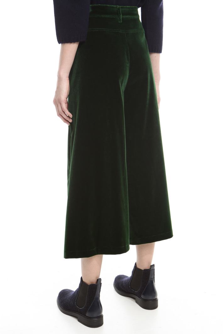 Pantalone cropped in velluto Intrend Pantalone cropped in velluto Intrend