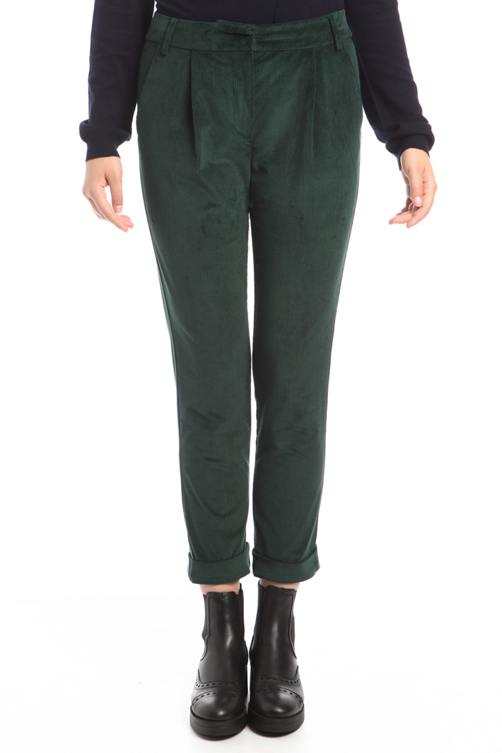 Pantaloni cropped in velluto Intrend Pantaloni cropped in velluto Intrend