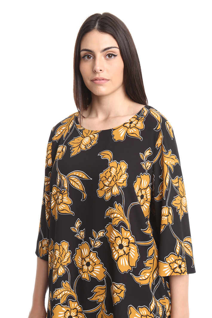 Casacca ampia a fiori Intrend Casacca ampia a fiori Intrend