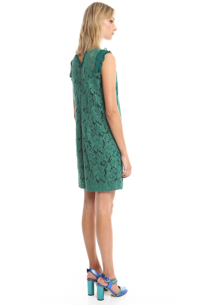 Sleeveless lace dress Intrend Sleeveless lace dress Intrend
