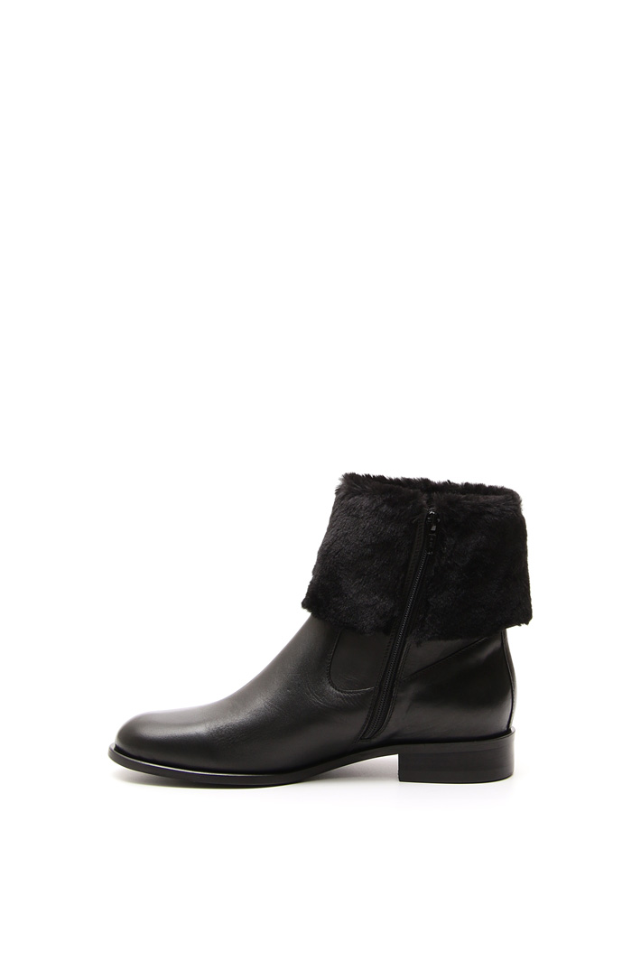 Stivaletto in pelle Intrend Stivaletto in pelle Intrend