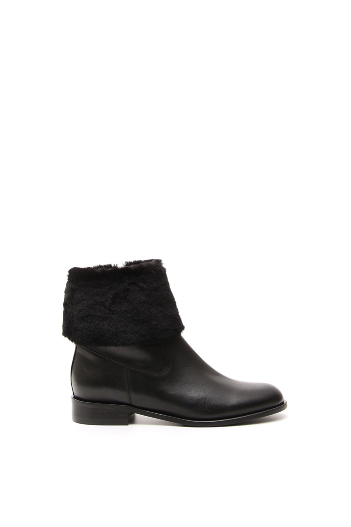Stivaletto in pelle Intrend Stivaletto in pelle Intrend