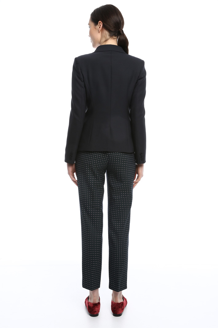 Blazer in tessuto stretch Intrend Blazer in tessuto stretch Intrend