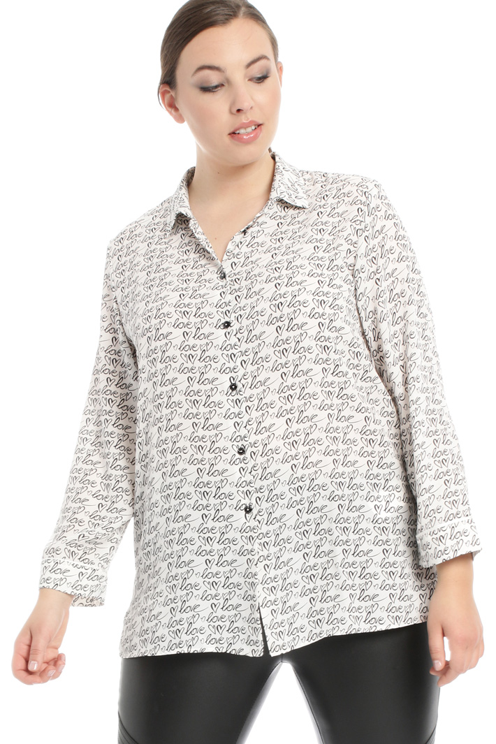Shirt in fluid fabric Intrend Shirt in fluid fabric Intrend