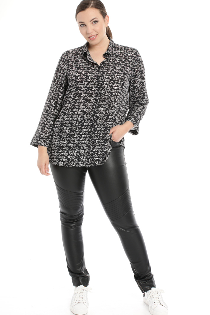 Shirt in fluid fabric Intrend Shirt in fluid fabric Intrend