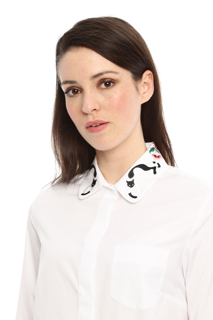 Camicia con colletto ricamato Intrend Camicia con colletto ricamato Intrend
