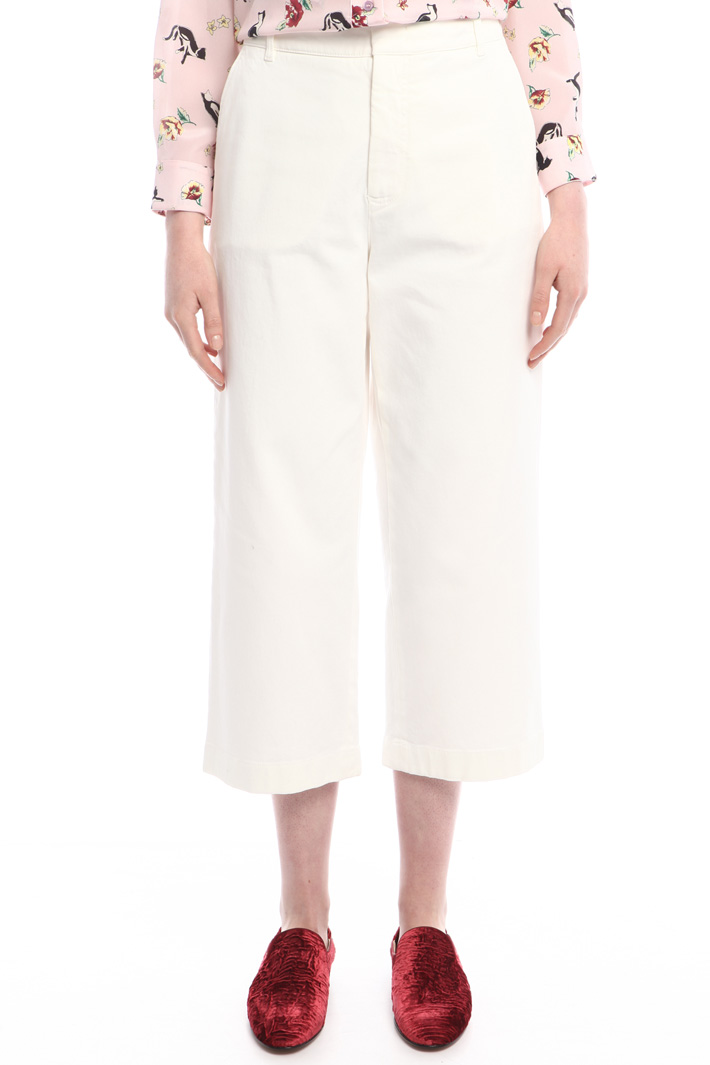 Pantaloni cropped in gabardina Intrend Pantaloni cropped in gabardina Intrend