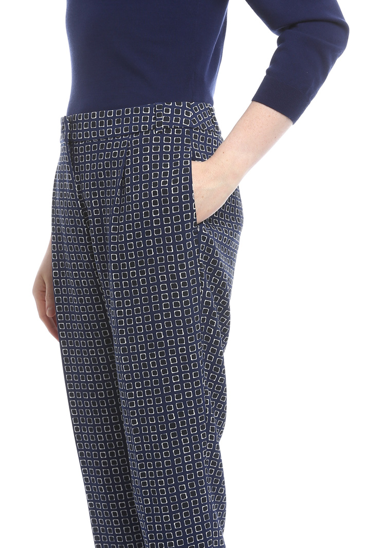 Pantaloni a sigaretta stampati Intrend Pantaloni a sigaretta stampati Intrend