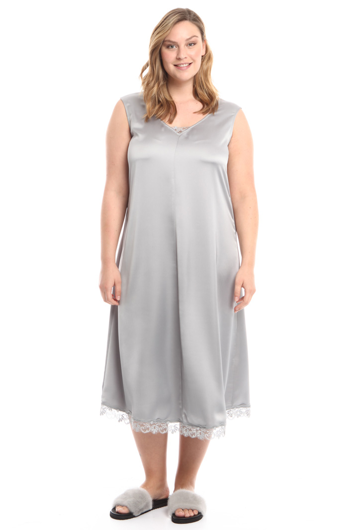 Abito fluido in raso stretch Intrend Abito fluido in raso stretch Intrend