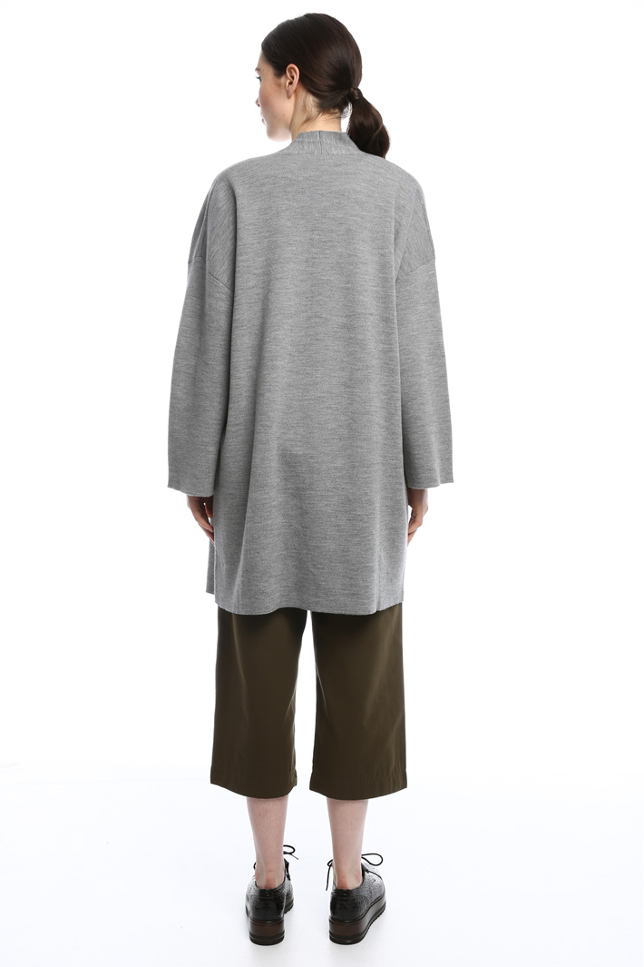 Cardigan lungo con tasche Intrend Cardigan lungo con tasche Intrend