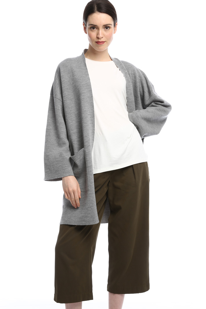 Cardigan lungo con tasche Intrend Cardigan lungo con tasche Intrend