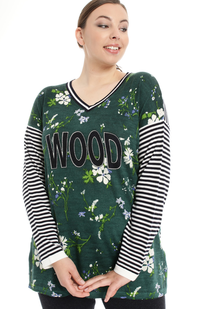 Multi-patterned sweater Intrend Multi-patterned sweater Intrend