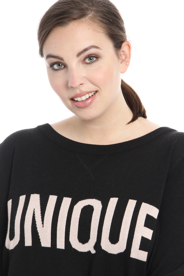 Viscose sweater Intrend Viscose sweater Intrend