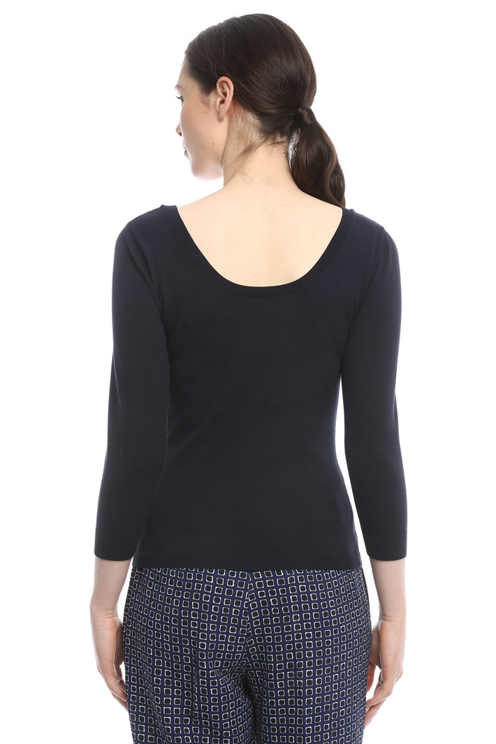 Fitted viscose sweater Intrend Fitted viscose sweater Intrend