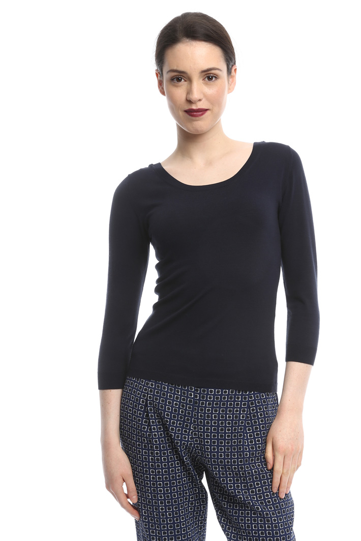 Fitted viscose sweater Intrend Fitted viscose sweater Intrend