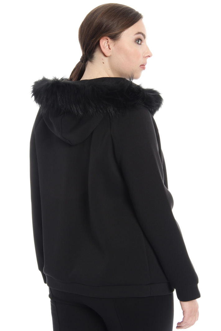 Fur trim hooded sweatshirt Intrend Fur trim hooded sweatshirt Intrend