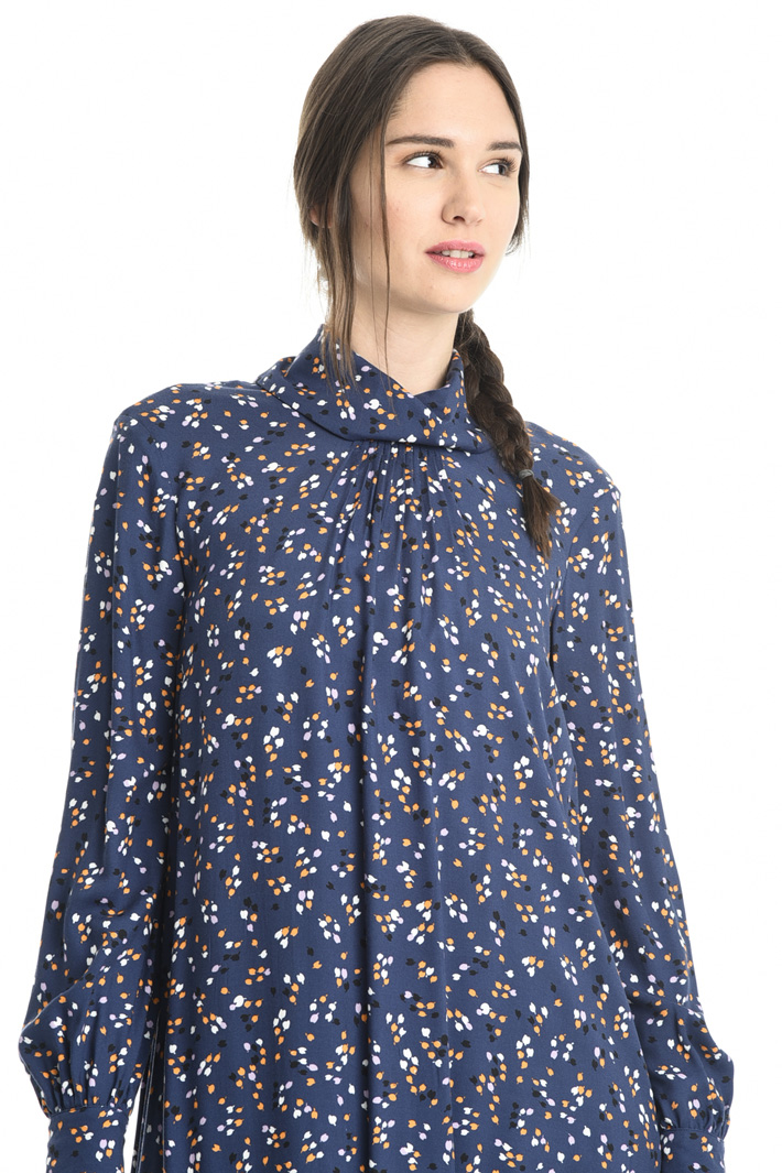 Abito in twill fluido Intrend Abito in twill fluido Intrend