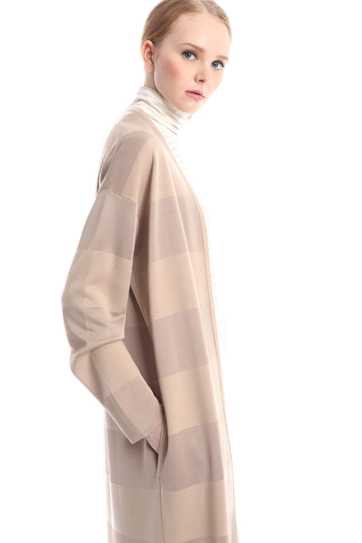 Cardigan a righe in viscosa Intrend Cardigan a righe in viscosa Intrend