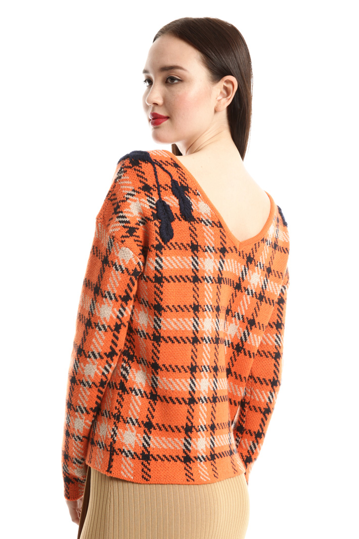Maglia jacquard con ricamo Intrend Maglia jacquard con ricamo Intrend