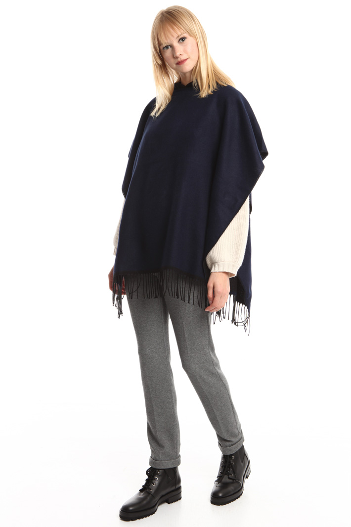 Fringed hooded poncho Intrend Fringed hooded poncho Intrend