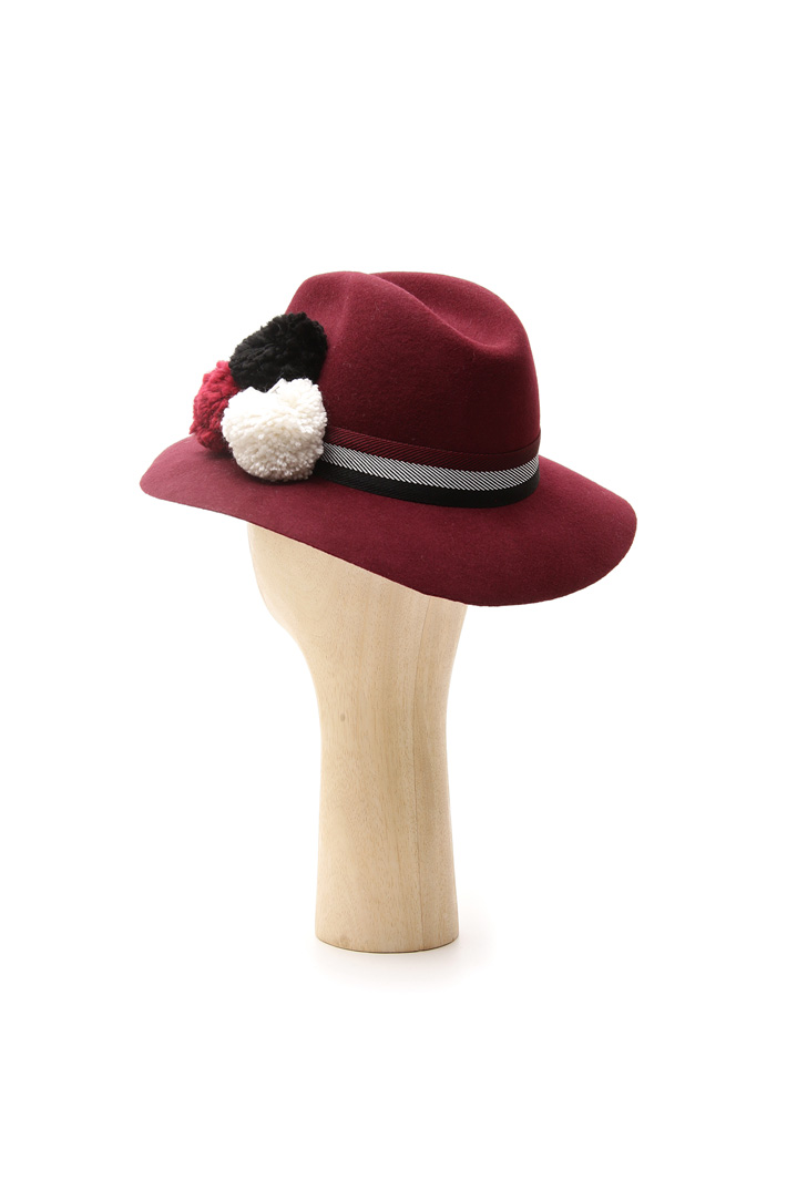 Fedora con pon pon Intrend Fedora con pon pon Intrend
