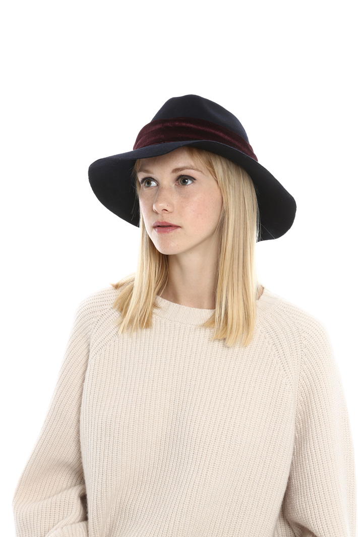 Fedora con fascia in ciniglia Intrend Fedora con fascia in ciniglia Intrend