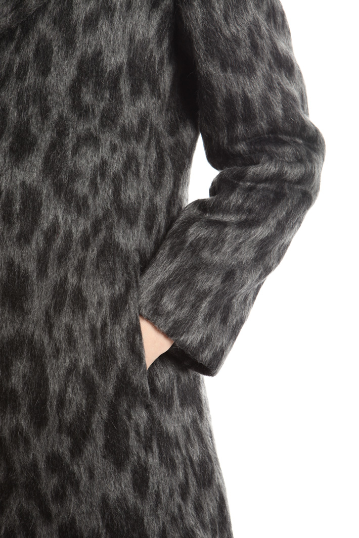 Cappotto a motivo animalier Intrend Cappotto a motivo animalier Intrend