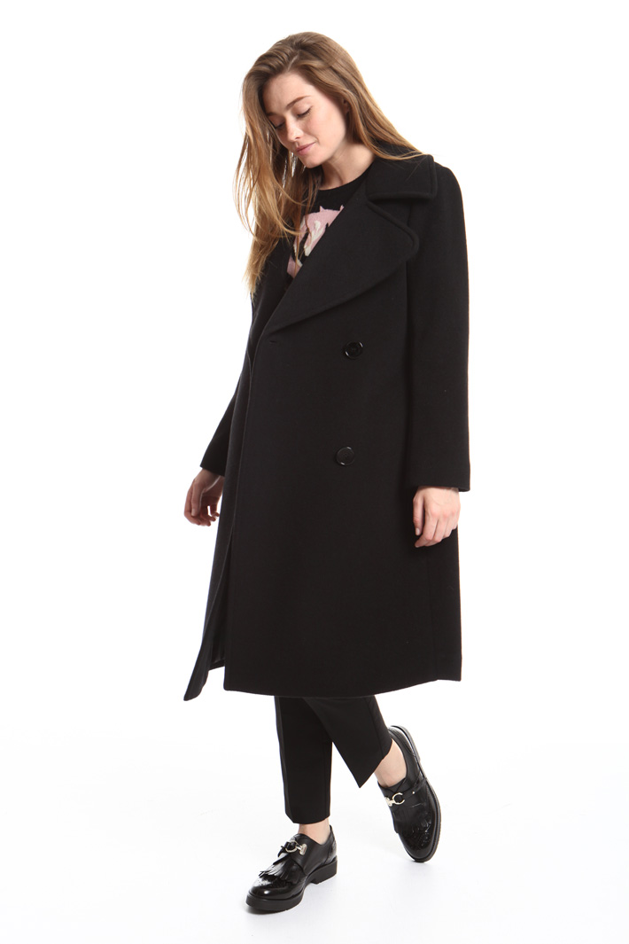 Wide lapel coat Intrend Wide lapel coat Intrend